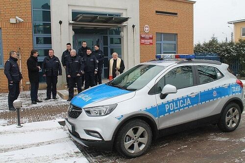 Nowy radiowóz dla kobyłkowskiej policji